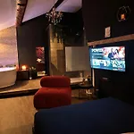 Love Room Narbonnaise